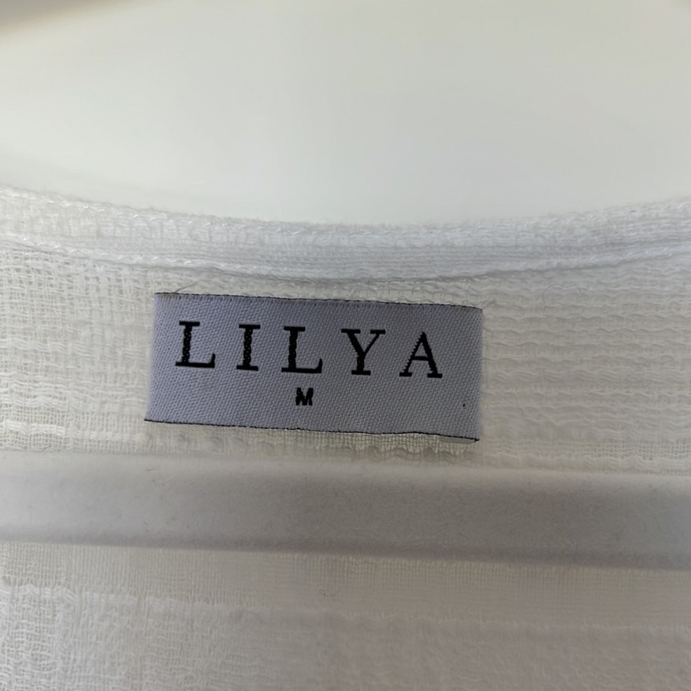 White Linen Top - Picture 2 of 3